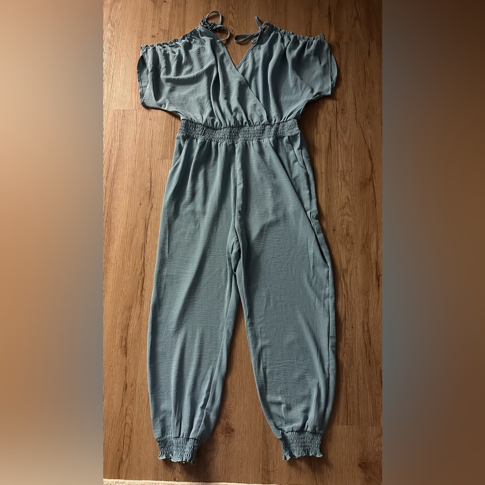 jumpsuit